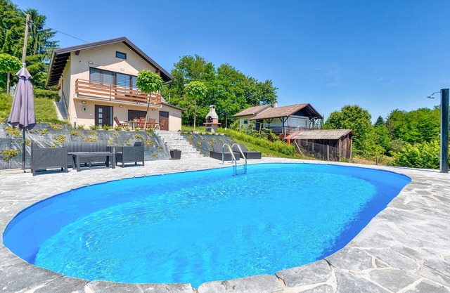Accommodation 