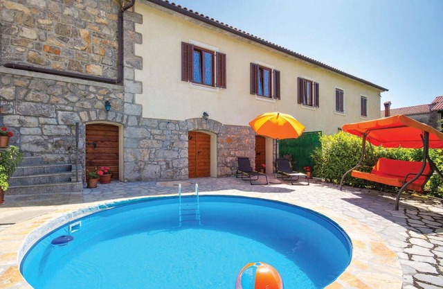 Beautiful home in Veprinac