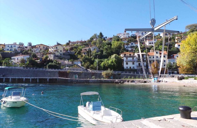 Holiday apartment with sea view