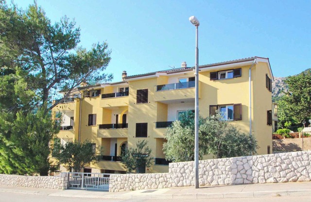 Holiday flat modernly furnished only 300 m from the sea