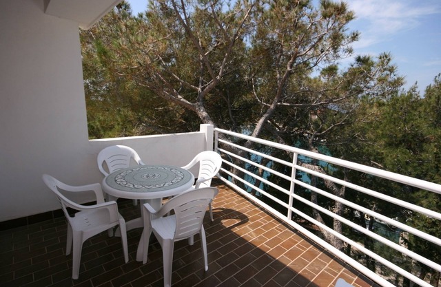 One bedroom apartment with terrace and sea view Mandre, Pag (A-6474-c) in Kolan