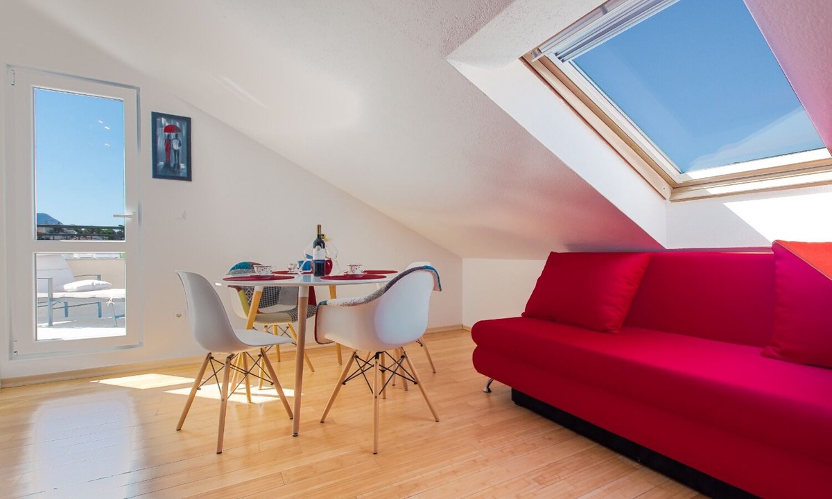 Dugis Apartment | Duki - sea View - A1