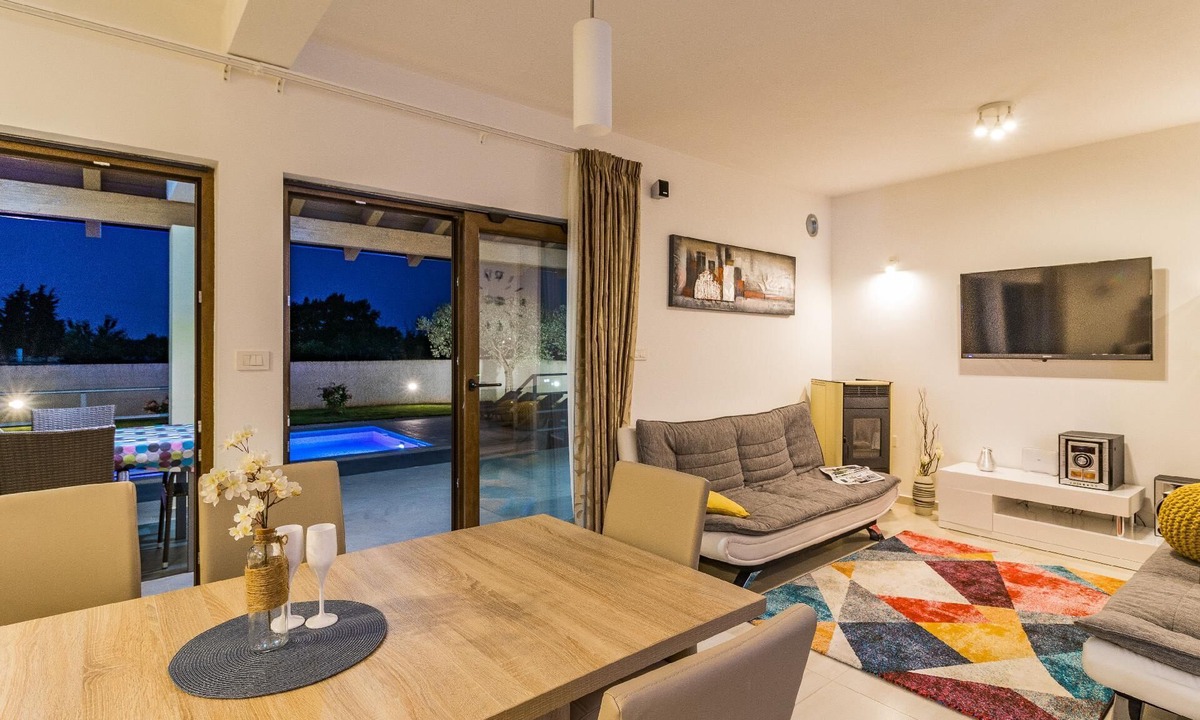 Jursici House | House in Juršići with Private Pool