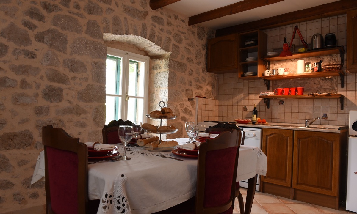 Ploce Apartment | Dalmatian traditional apartment