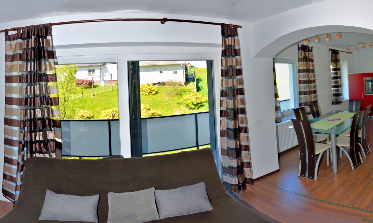 Ljutomer House | Apartmaji bungalovi i sotorisce Silva