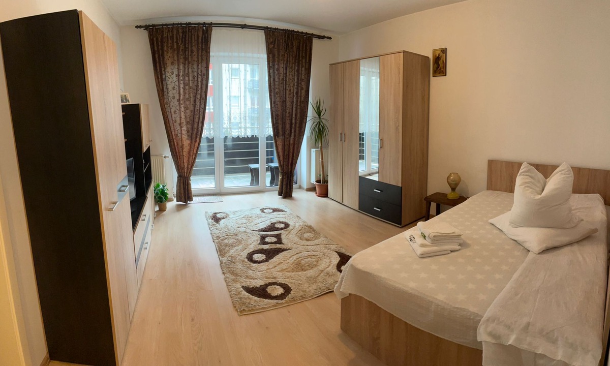 Brasov Hotel | Avantgarden 3 Brasov by BuySellRent