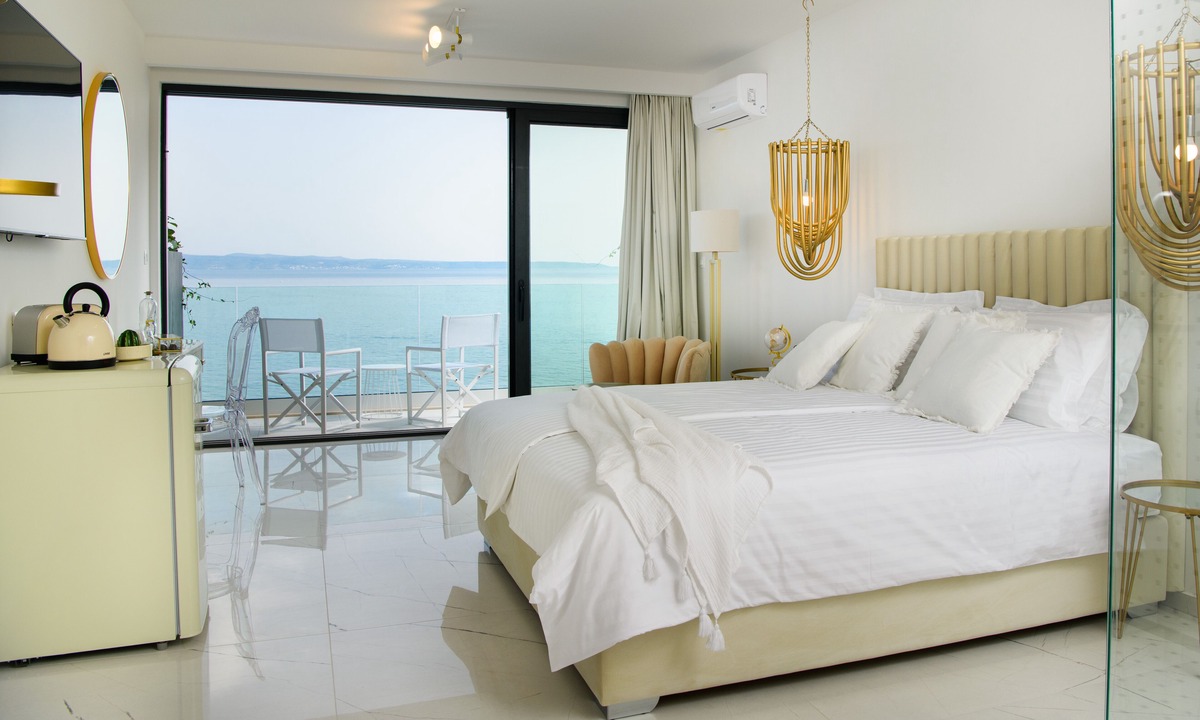 Znjan Bed & Breakfast | Gallery Luxury Suites & Rooms - Adults Only
