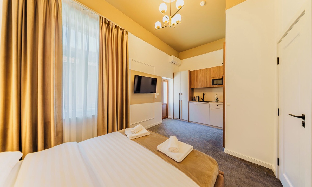 Arad Hotel | BOUL ROSU RESIDENCE free parking