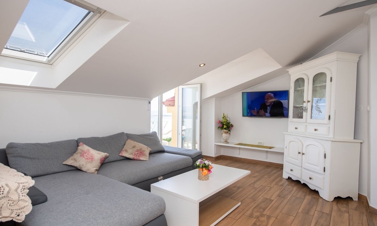 Ika Apartment | Apartment in Ika with Seaview, Balcony, Air condition, WIFI (5025-2)