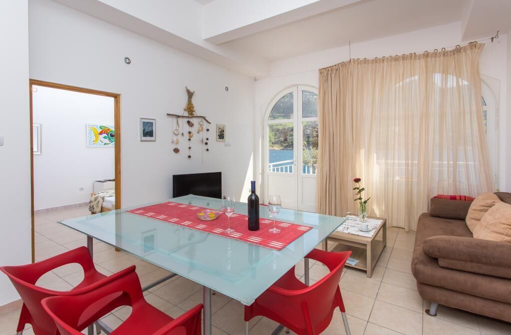 Trstenik Apartment | Apartments Bezek