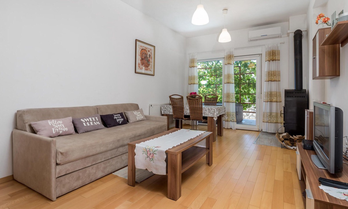 Kastav Apartment | 2 bedroom beautiful apartment in Kastav