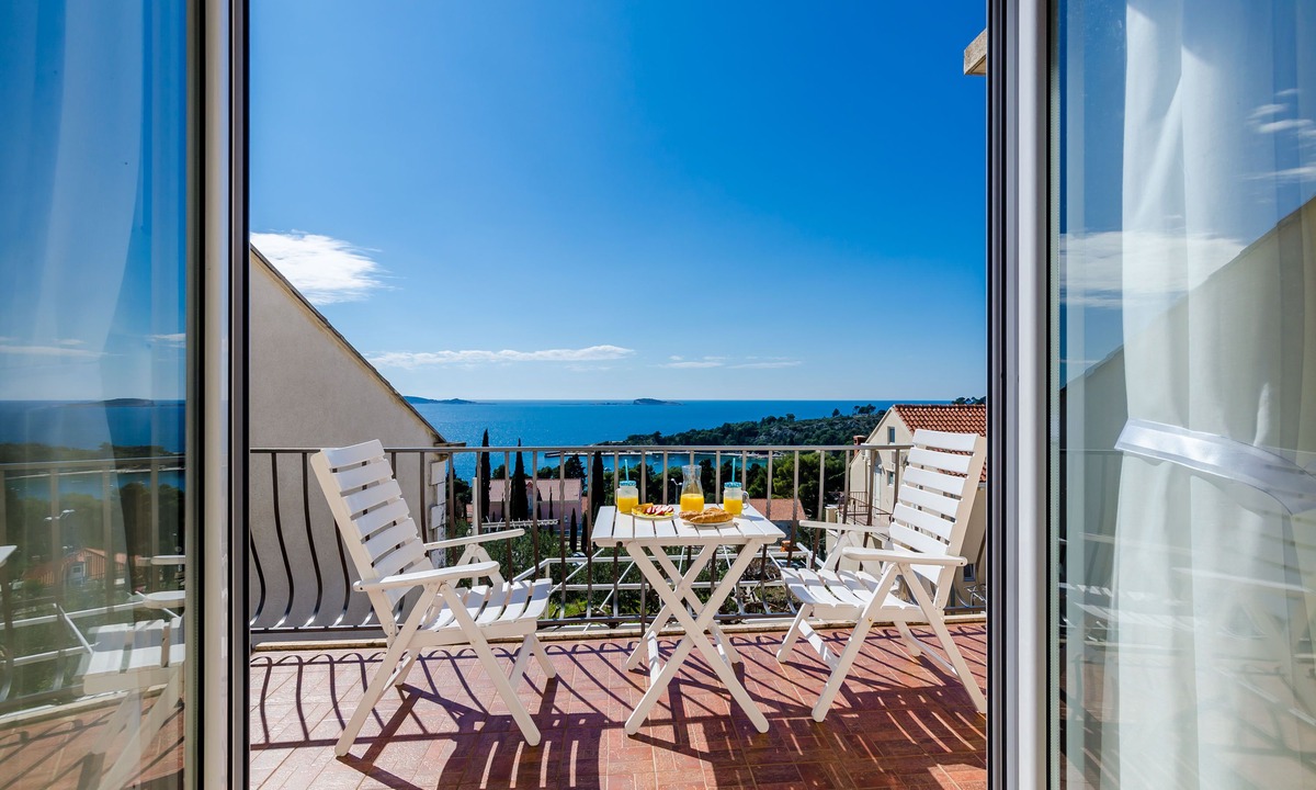 Brasina Apartment | Apartments Knego