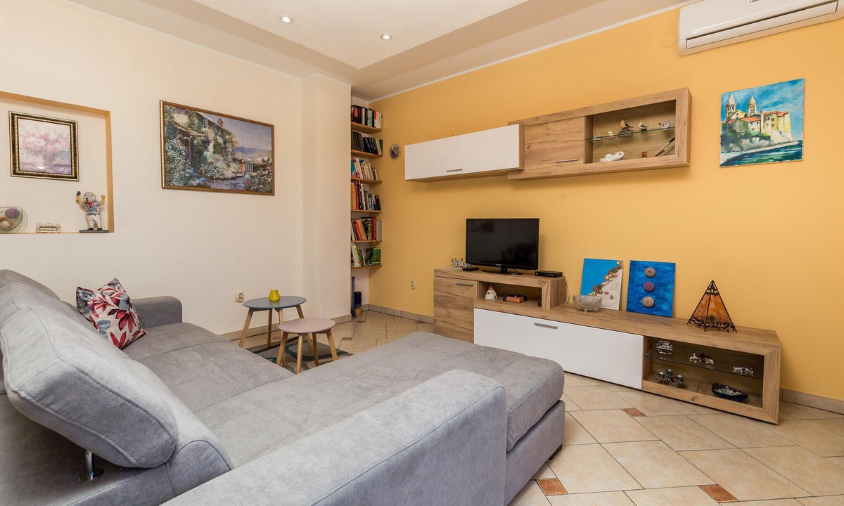 Marcelji Apartment | Cozy apartment in Viskovo with WiFi