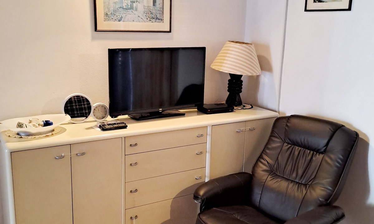 Petrcane Apartment | Apartment Branka, (13990), Petrcane, hr