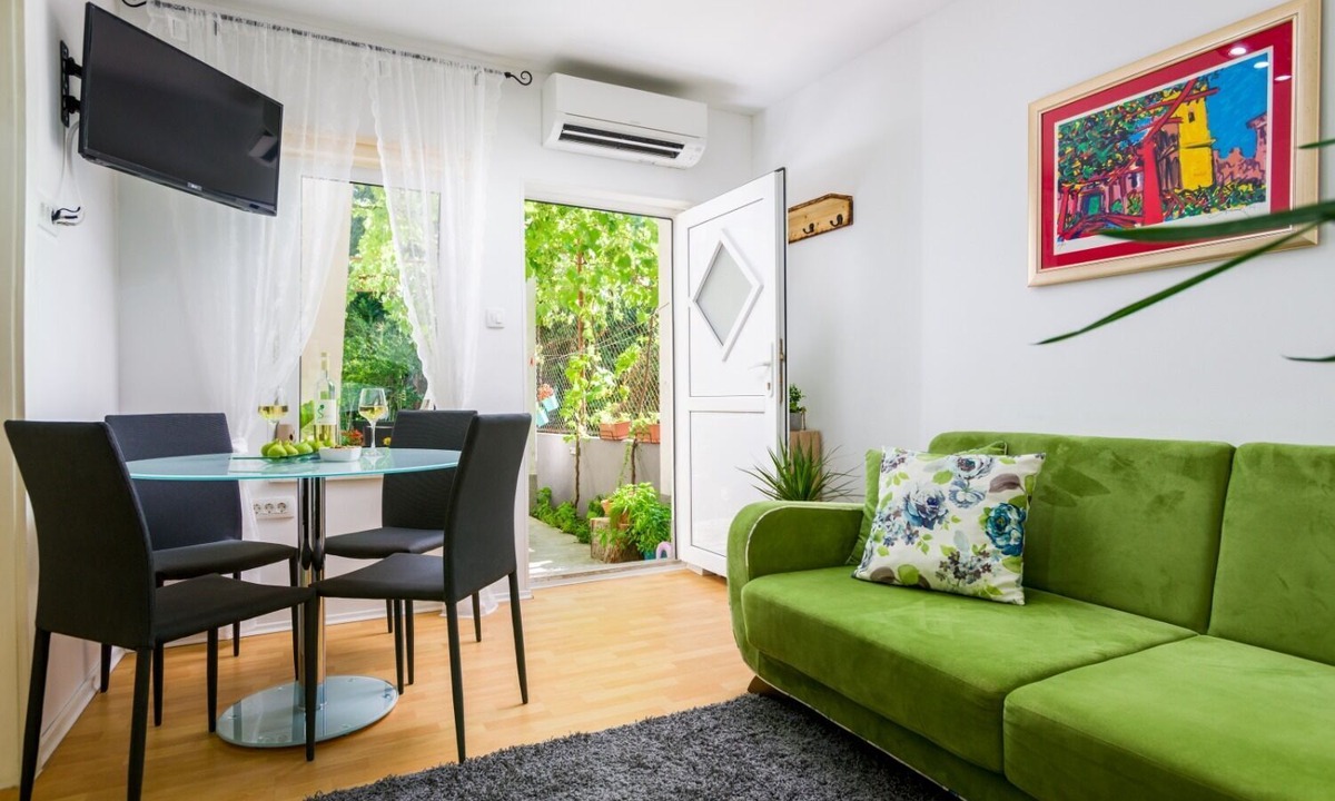 Kastel Novi Apartment | Apartment Jurica