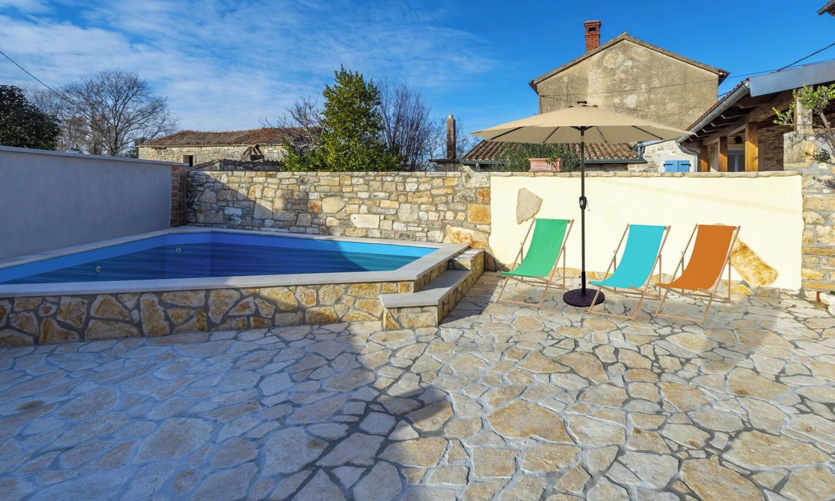 Butkovici House | Beautiful villa for 5 guests with private pool, WIFI, A/C, TV, terrace and pets allowed