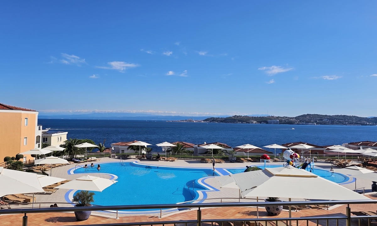 Crveni Vrh Apartment | Residence Skiper Savudrija Apt 153 Pool & Gym, Savudrija, Croatia