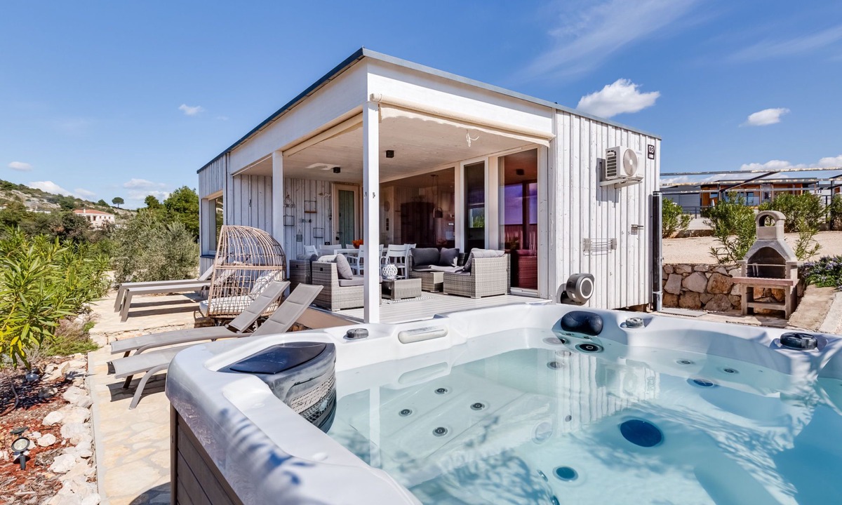 Drage House | Buqez - Villa 3 by Interhome