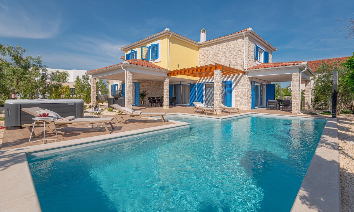 Zaton House | Holiday house Zaton for 1 - 10 persons with 5 bedrooms - Holiday house