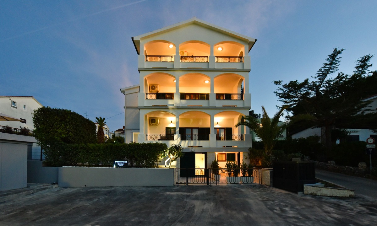 Petrcane Apartment | Mediterraneo Garden Apartments