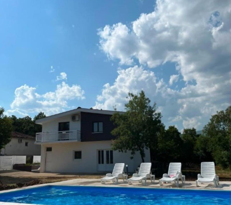 Trn House | Marić Vacation Home