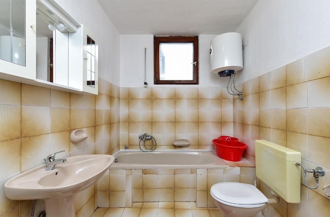Galizana House | House Monteci 1378