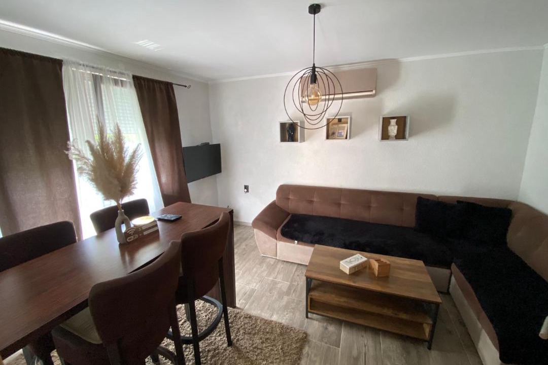 Rogatica House | Vikendica sa bazenom