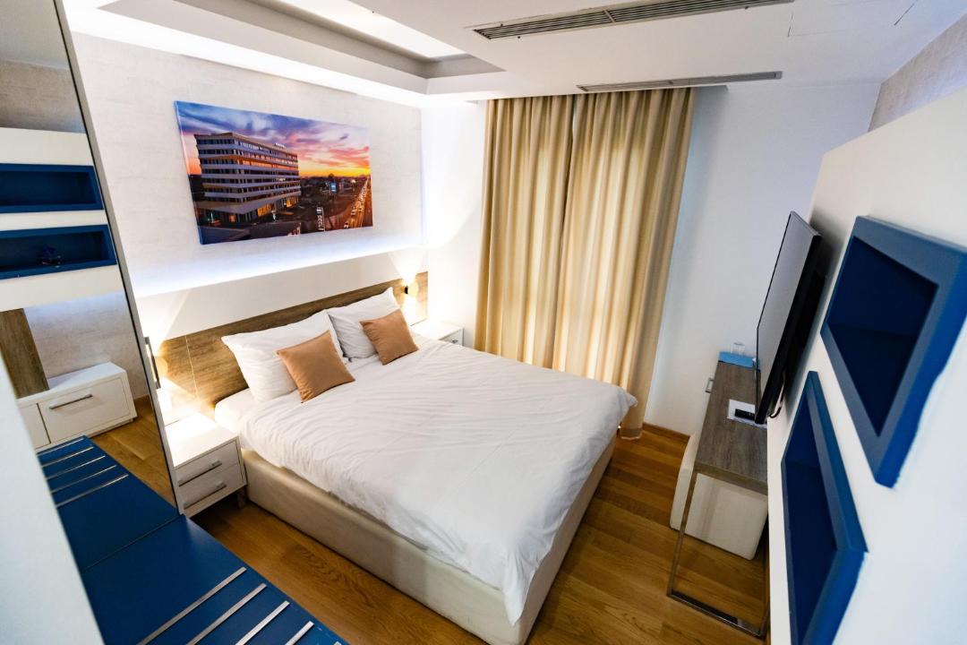 Modrica Hotel | Rox