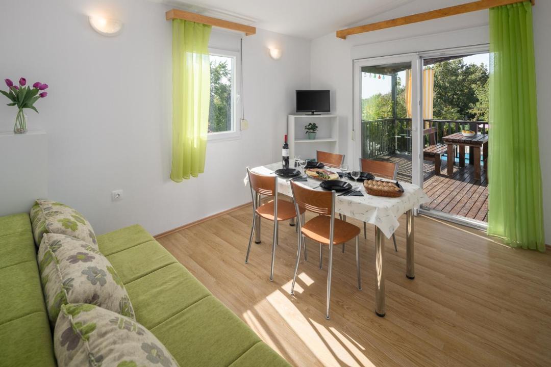 Tinjan House | Holiday Park Village Jelovci