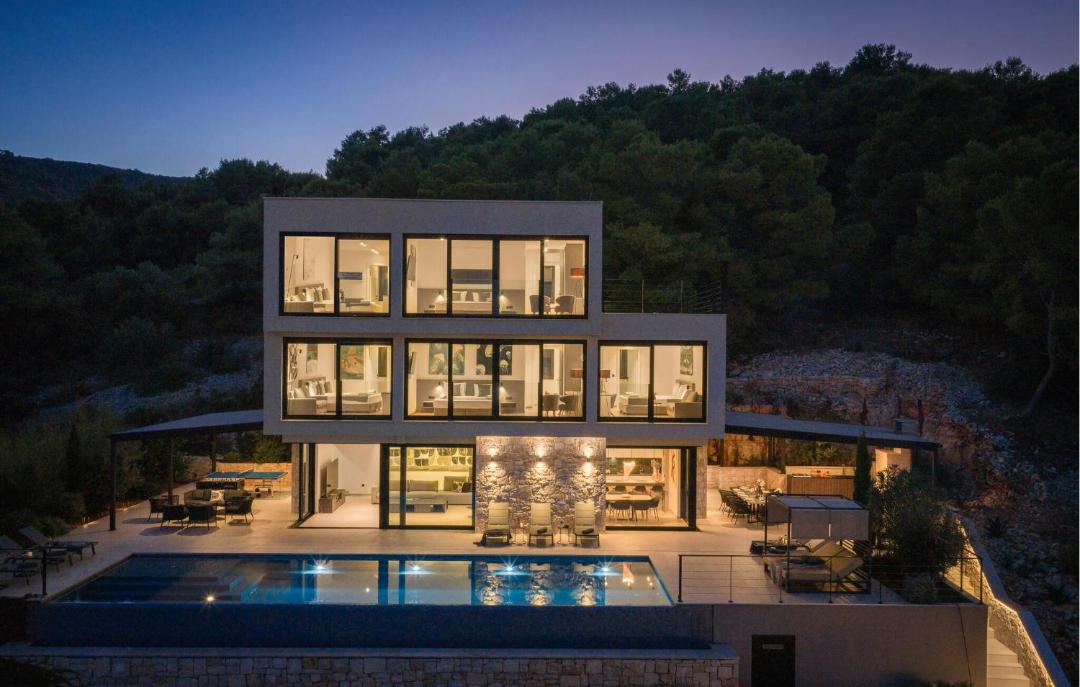 Cove Rogacic House | Divine View Villa