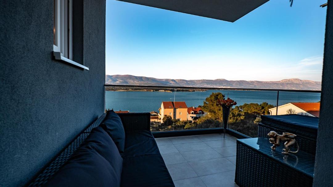 Mastrinka Apartment | Trogir Padre Dante FREE PARKING and STARLINK High speed internet