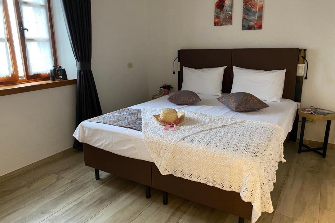 Stanjel Apartment | Apartmaji in sobe Odlična hiša Štanjel