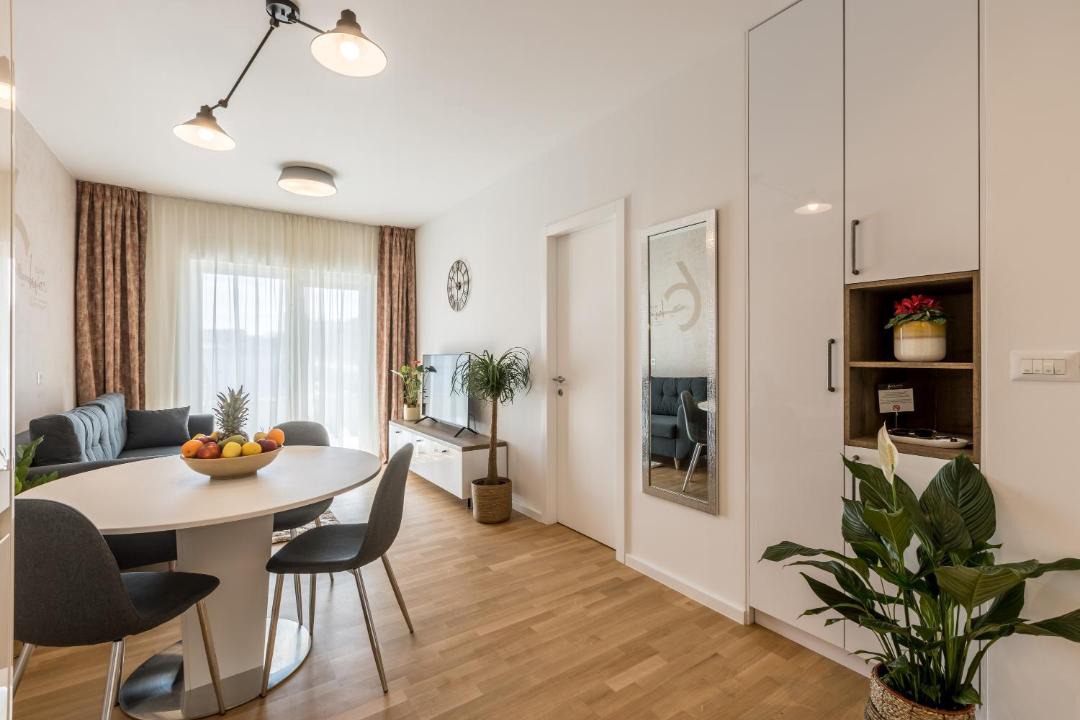 Mejasi Apartment | 6 Islands - Holiday & Business Apartments - free garage parking