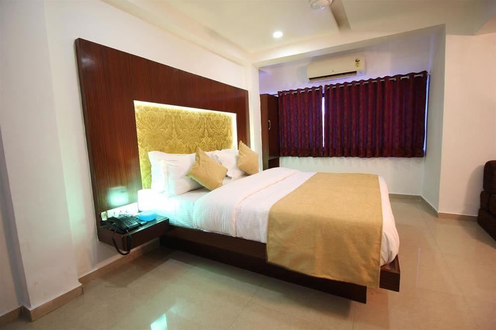 Photo of Bedroom in Navrangpura