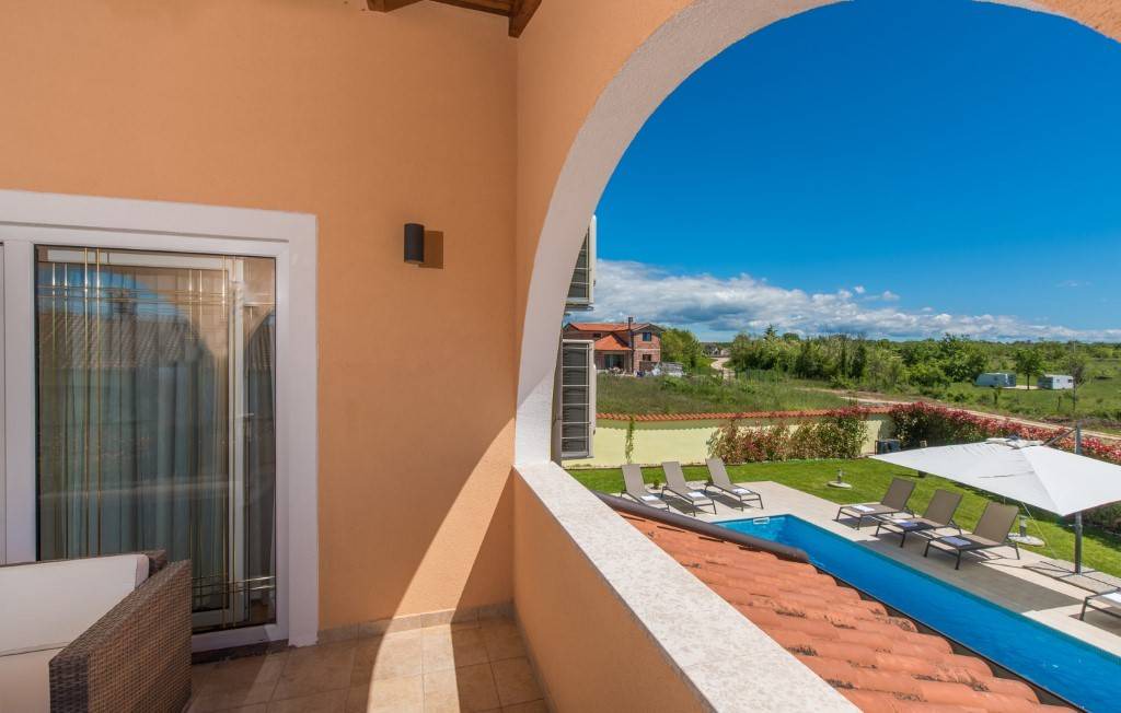 Photo of Patio Balcony in Musalez