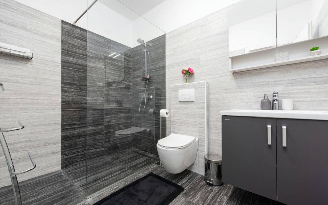 Photo of Bathroom in Pristeg