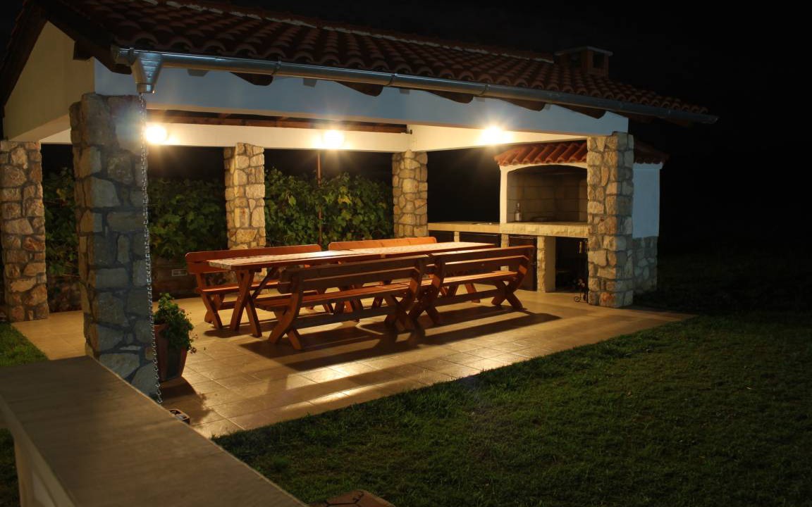 Photo of Others in Pasman