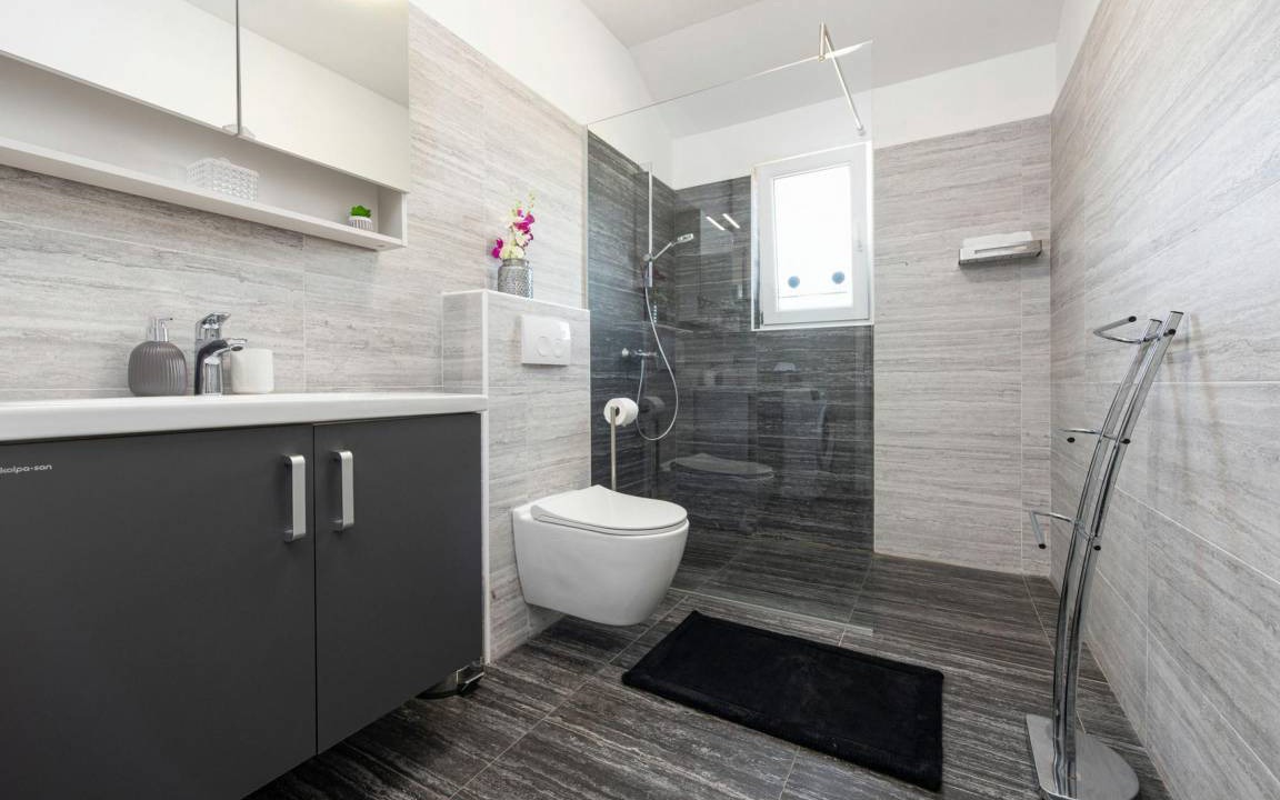 Photo of Bathroom in Pristeg