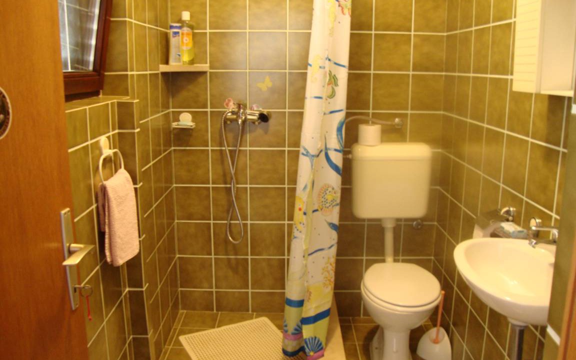 Photo of Bathroom in Kali