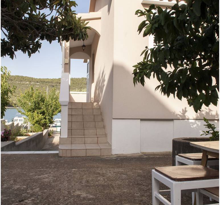 Photo of Patio Balcony in Municipality of Kali