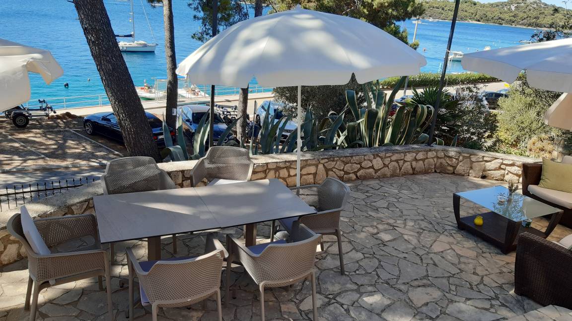 Photo of Patio Balcony in Cove Murtar