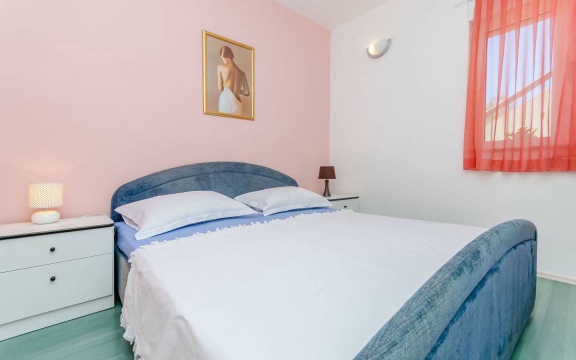 Photo of Bedroom in Okrug Donji