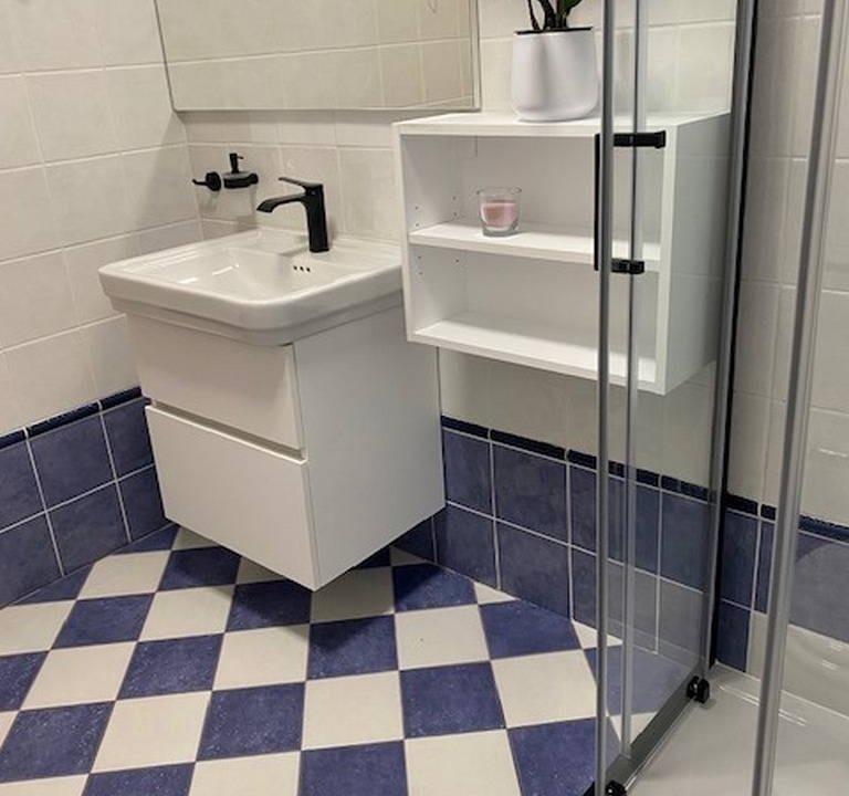 Photo of Bathroom in Cove Murtar