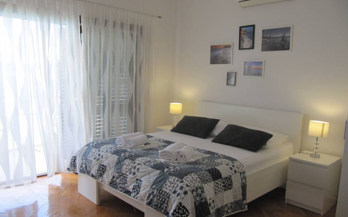 Photo of Bedroom in Brist