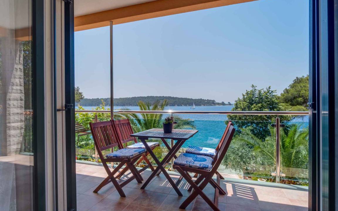 Photo of Patio Balcony in Cove Murtar