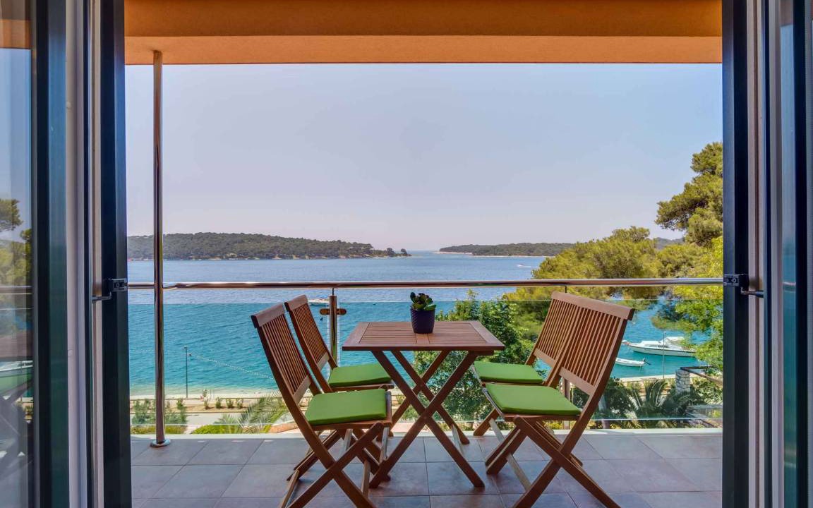 Photo of Patio Balcony in Cove Murtar