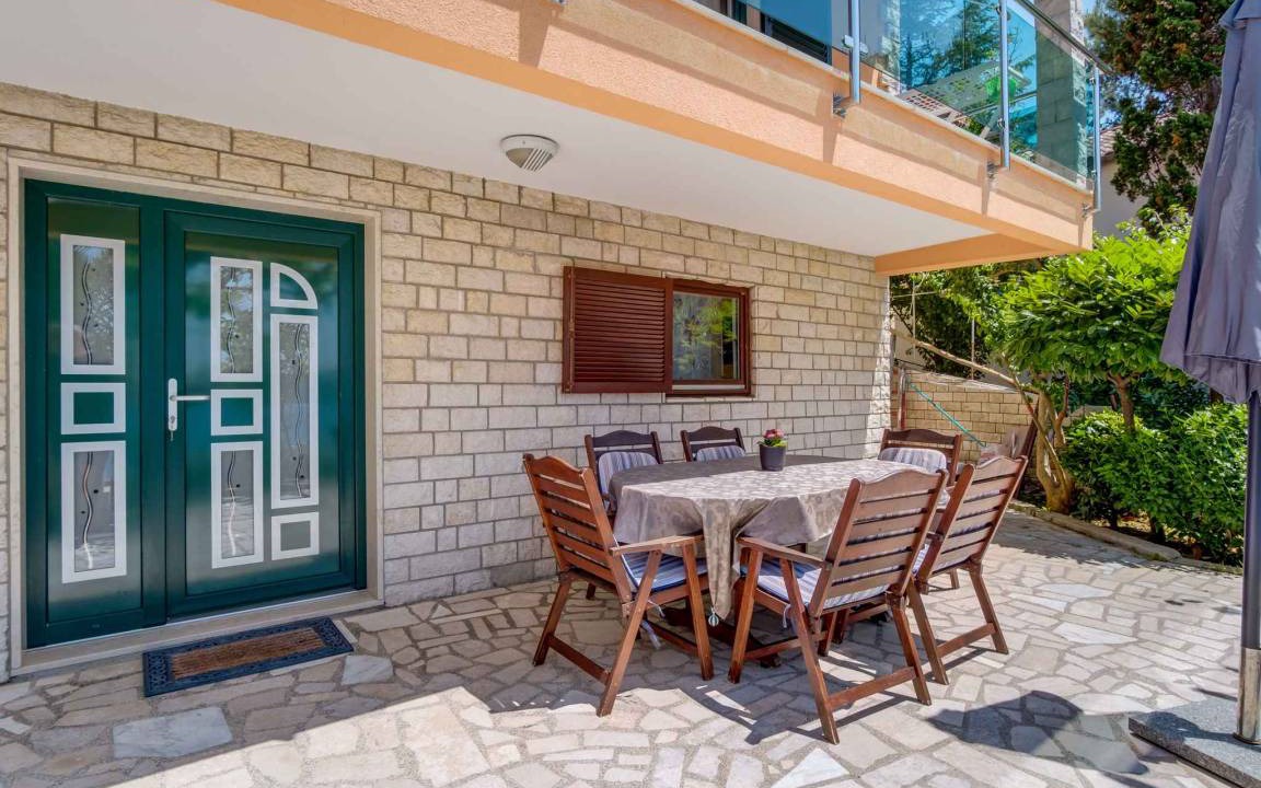 Photo of Patio Balcony in Cove Murtar