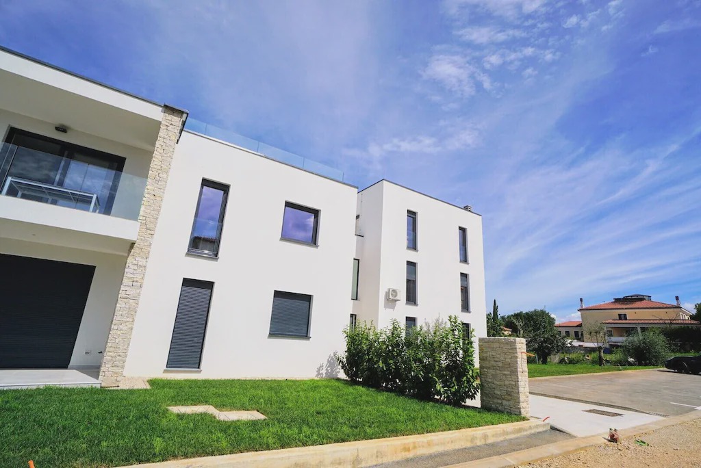 Photo of Buildings in Basanija