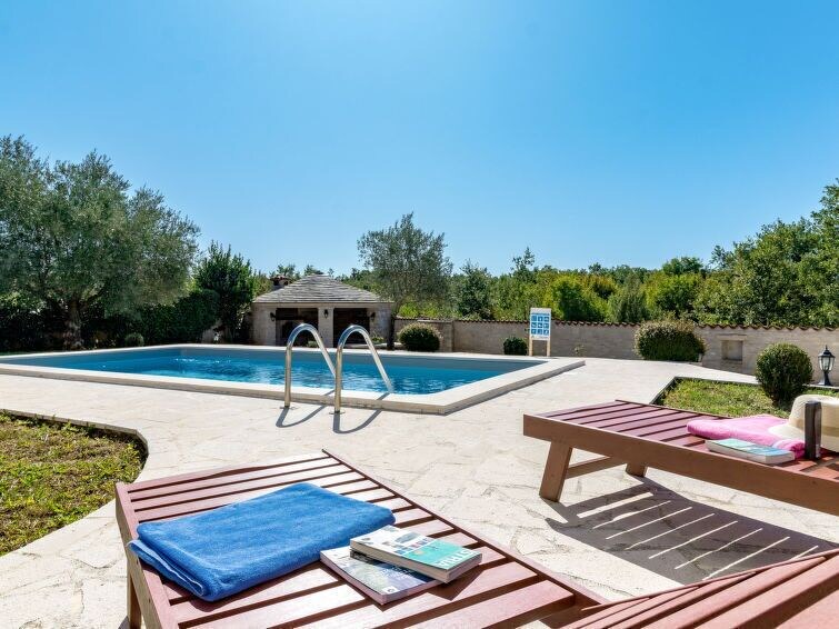 Photo of Outdoor in Stifanici