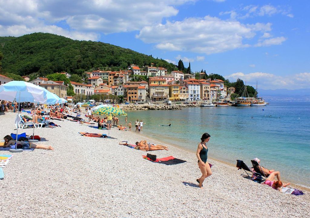 Photo of Human In Picture in Mosenice